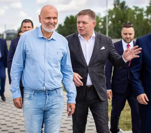 Oscar Világi a Robert Fico